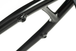 Colony Sweet Tooth Frame 2024 - 16"