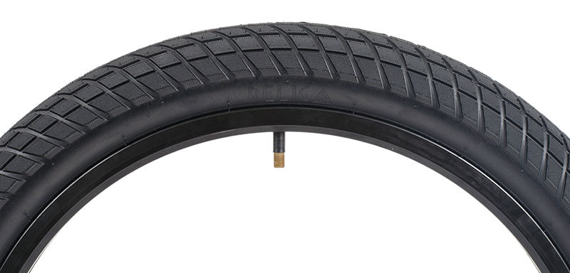 Relic Flatout Tyre