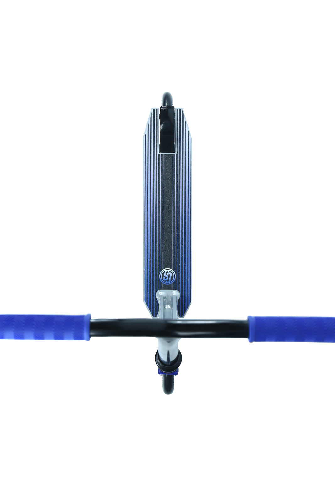 Crisp Trophy Complete Scooter - Silver Sky