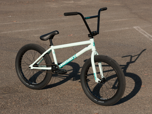 20" EX (Julian Arteaga) 2023 Bike