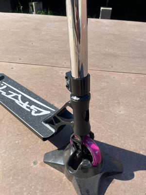 Grit Custom Complete Scooter - Black/Chrome/Pink