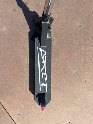 Grit Custom Complete Scooter - Black/Chrome/Pink