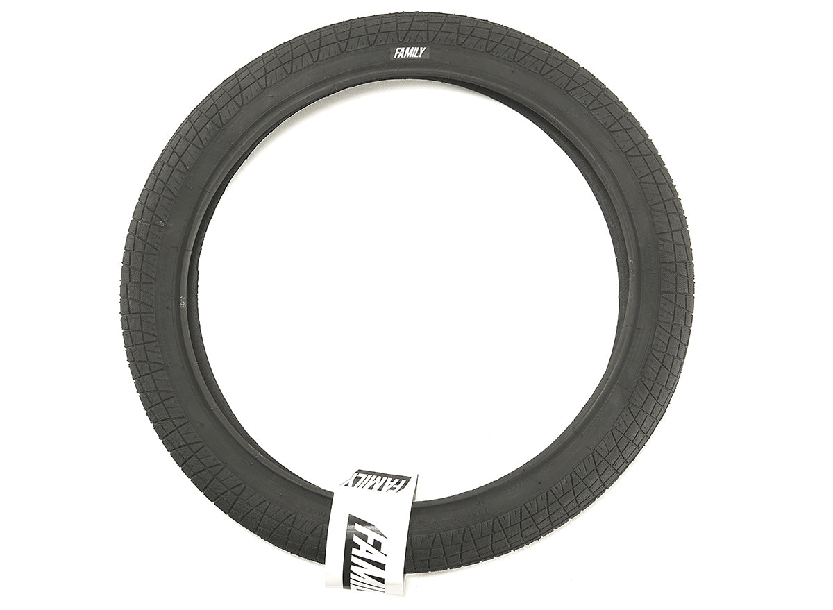 Family F2128 Tyre - 18"