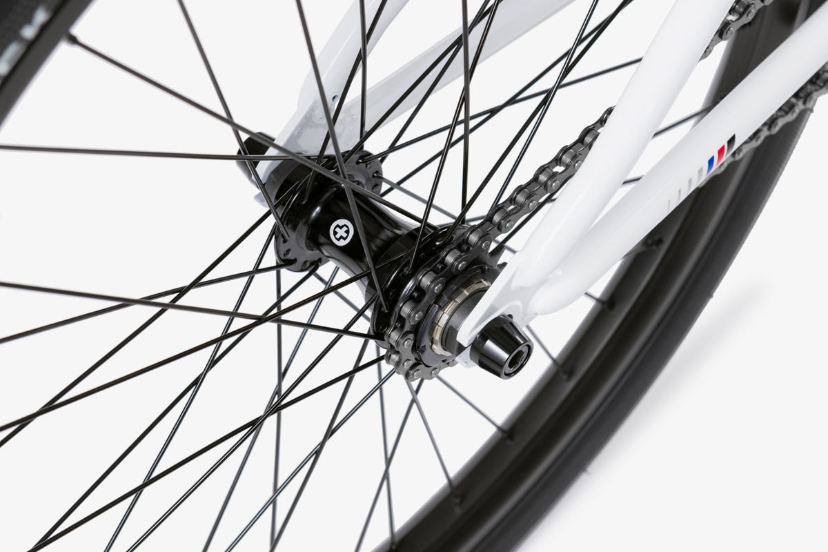 WeThePeople 24" The Atlas BMX Bike Back Muat Gnat Side View 