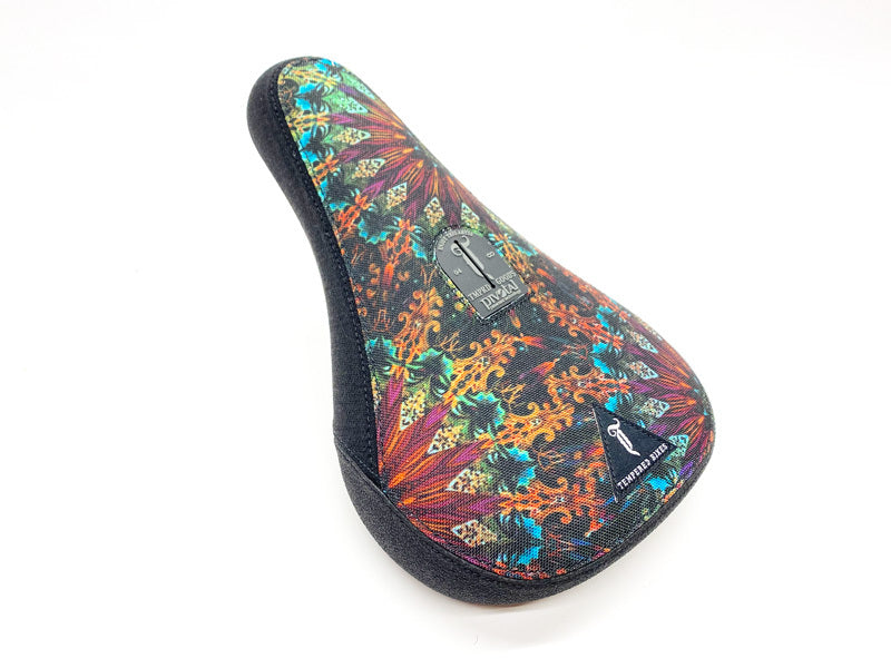 Tempered Kaleidoscope Fat Pivotal Seat